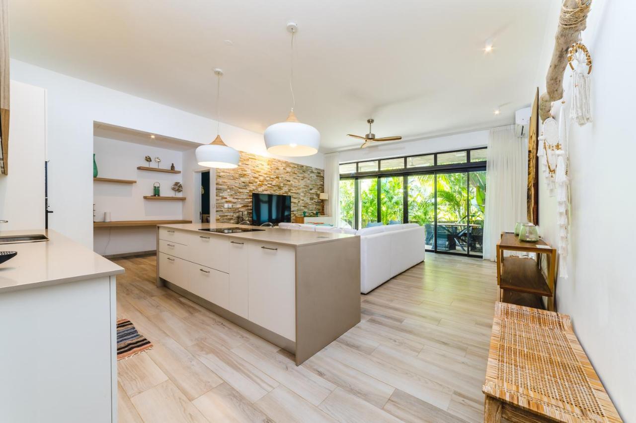 Blue Residences- Ground Floor Two Bedroom Apartment Grand Baie Esterno foto
